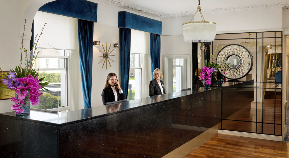 Sandymount Hotel Reception