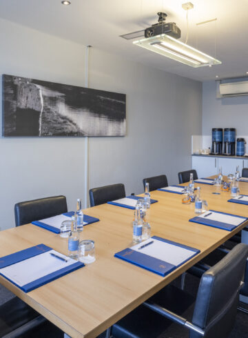 TERR9178 - Sandymount Hotel